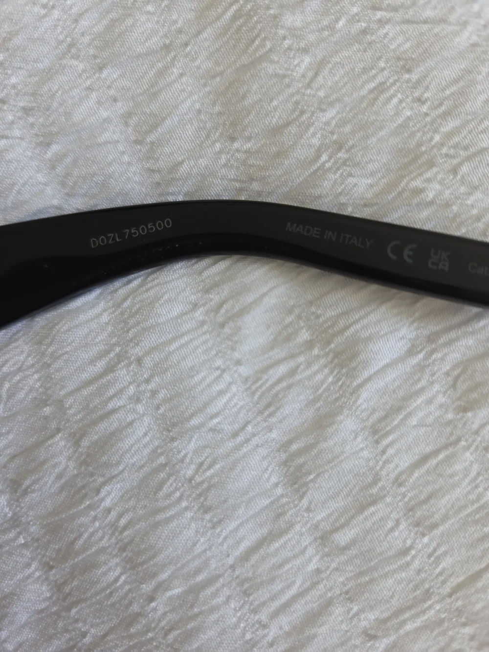 Authentic YSL Classic Cat-Eye Black Sunglasses for Women